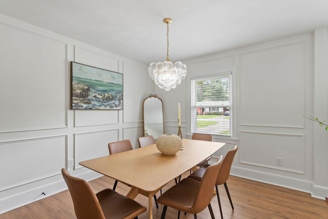Building Photo - RENOVATED Three Bedroom Home!