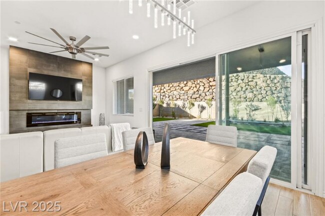 Building Photo - 52 Reverie Hts Ave