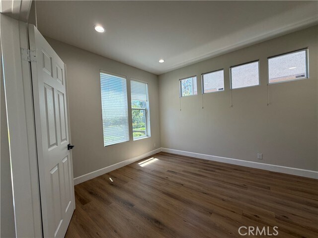 Building Photo - 18 Mineral King