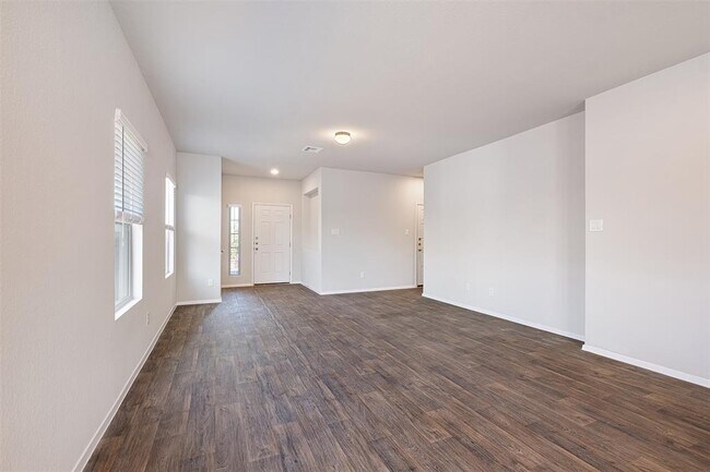 Building Photo - 244 Shugart St