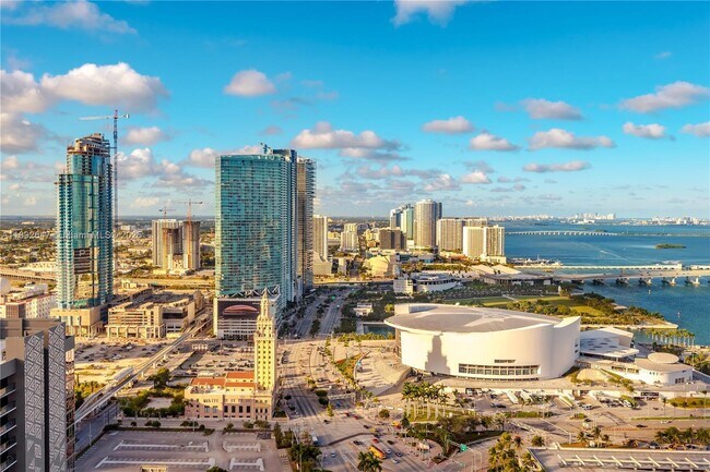 Building Photo - 244 Biscayne Blvd