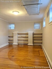 Building Photo - 119 College Ave