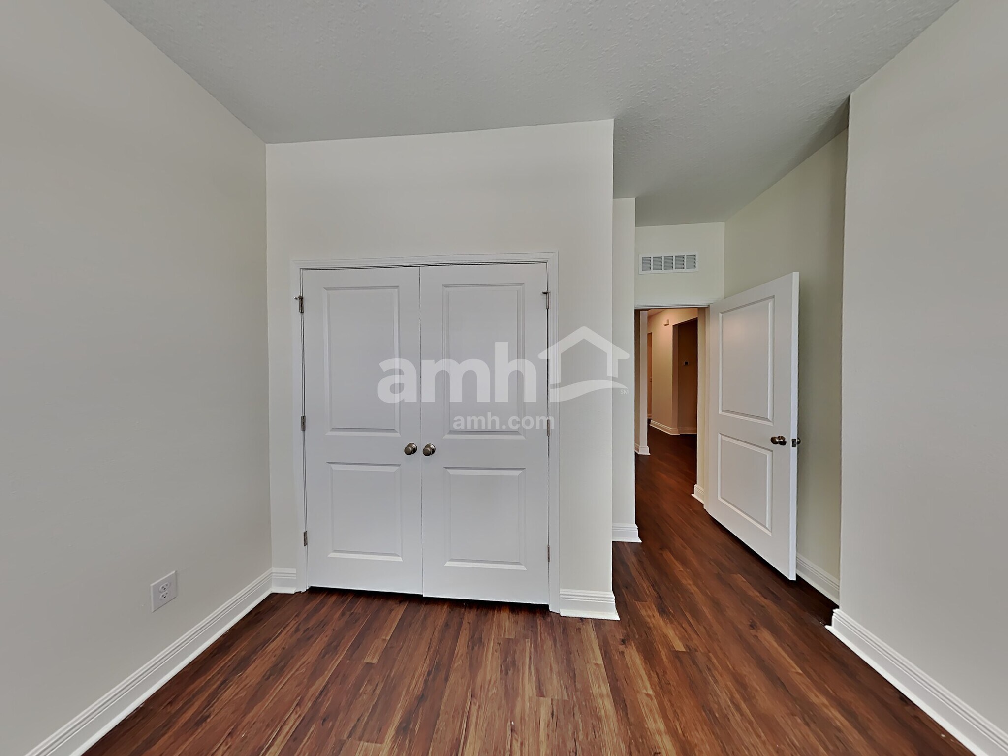 Building Photo - 20506 Calla Lily Dr