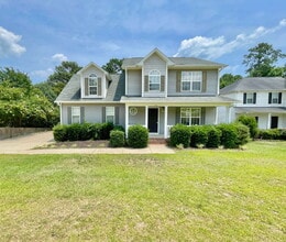 Building Photo - 3-Bed, 2 And A Half Bath Haven With Bonus ...