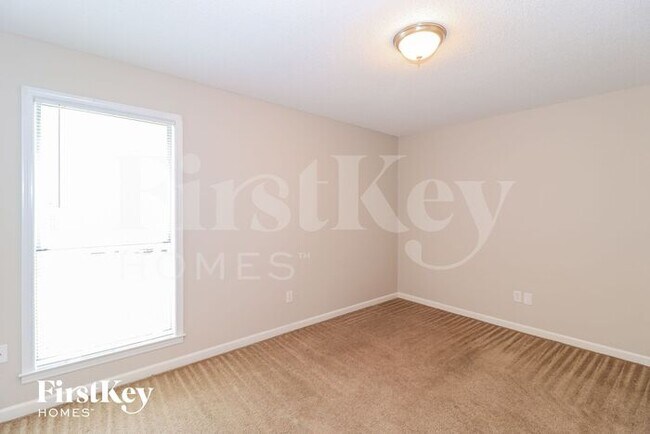 Building Photo - 2079 McGehee Cove