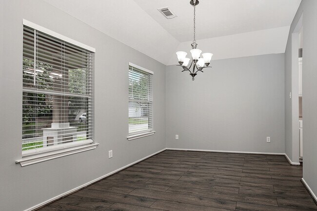 Building Photo - 139 S Vesper Bend Cir