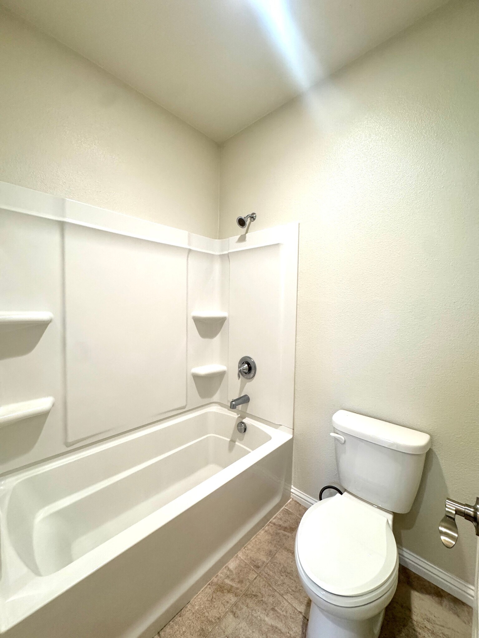 Building Photo - 2616 Admiral Cir