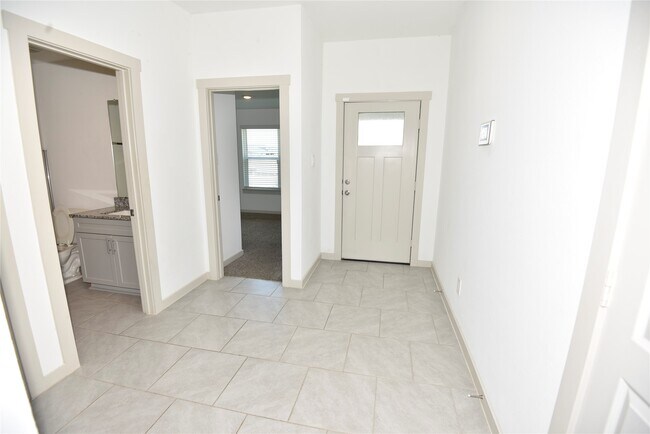 Building Photo - 1515 Cordelia Ct