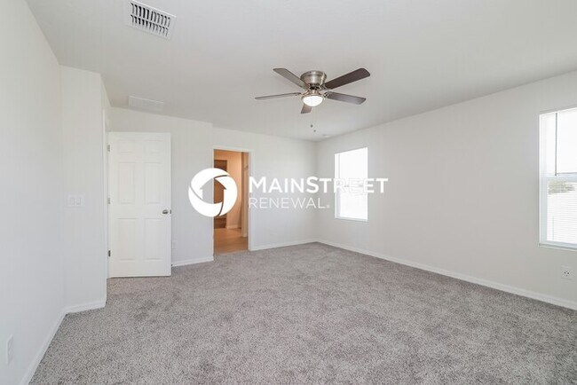 Building Photo - 4 Bedroom Pet-Friendly Home in Davenport, FL with Main Street Renewal
