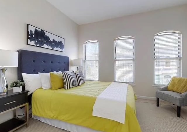 Building Photo - 2321 Rutger St