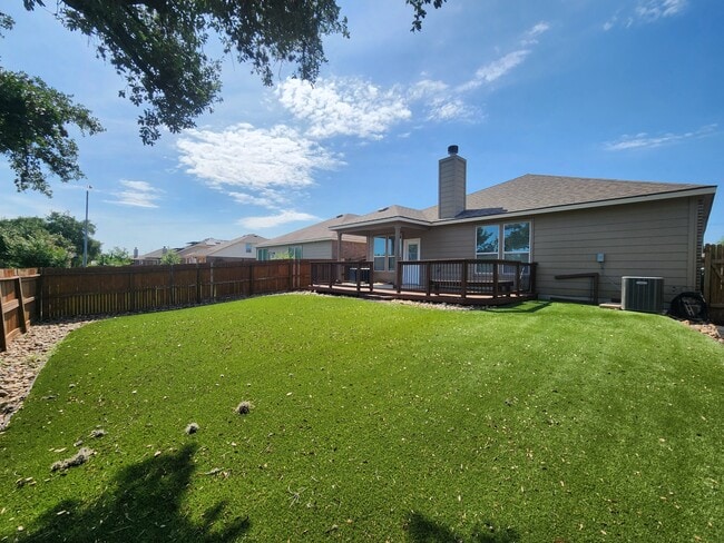 Building Photo - 8107 Rustic Terrace