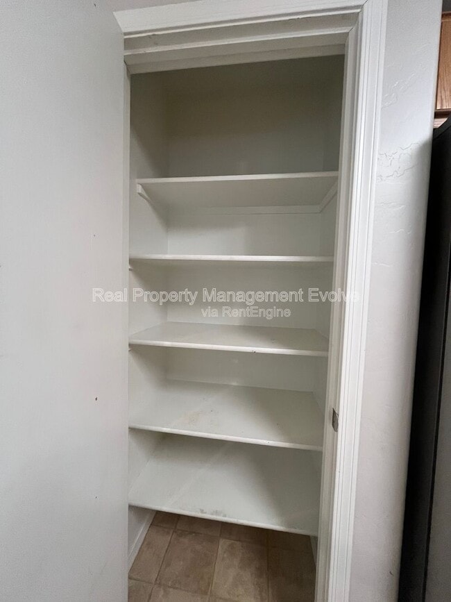 Building Photo - 14751 W Redfield Rd