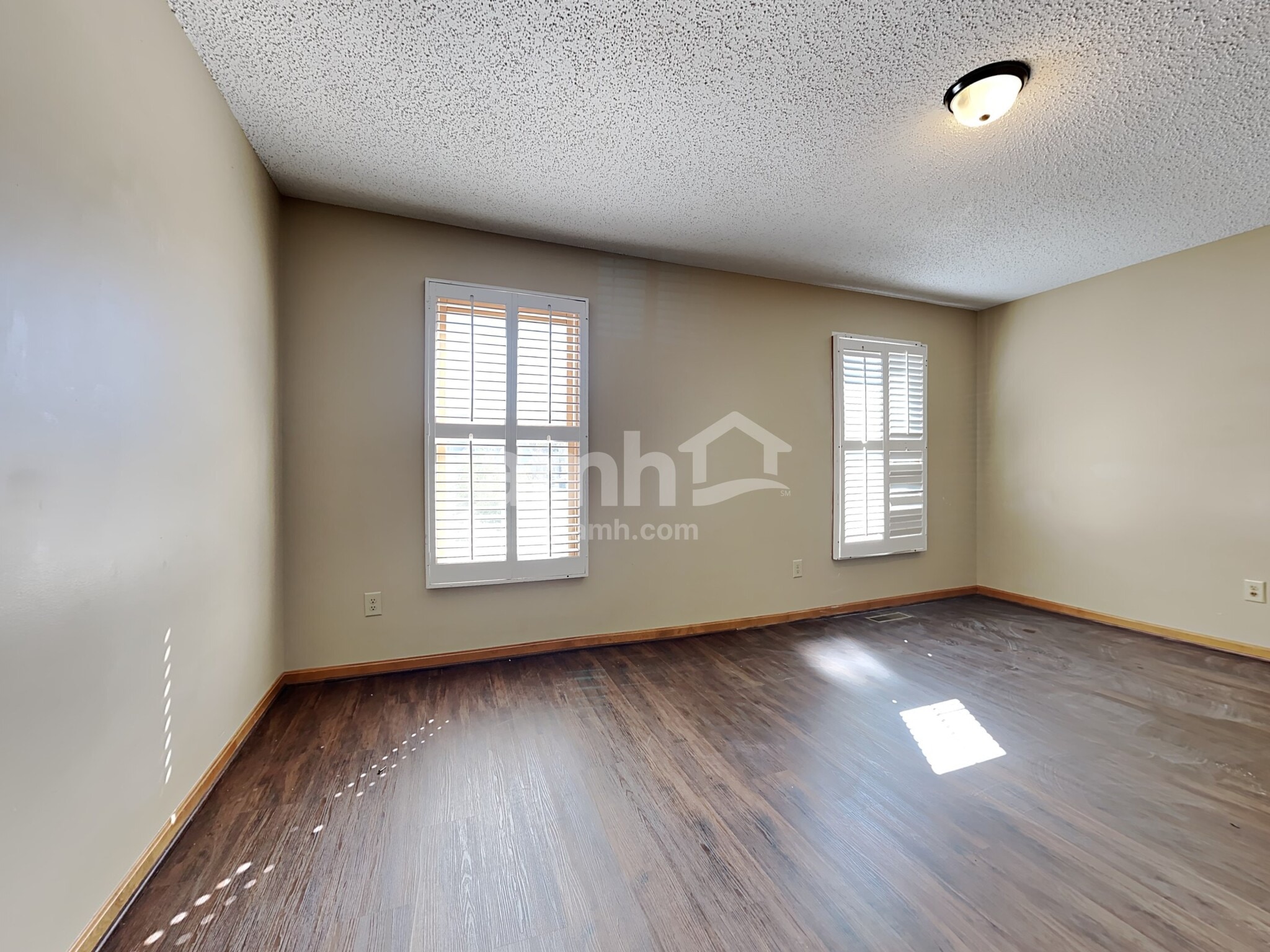 Building Photo - 110 Justin Pl