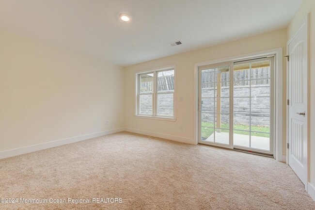 Building Photo - 8 Raritan Ave