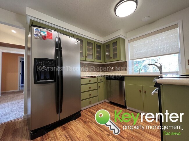 Building Photo - 610 Rice Ct