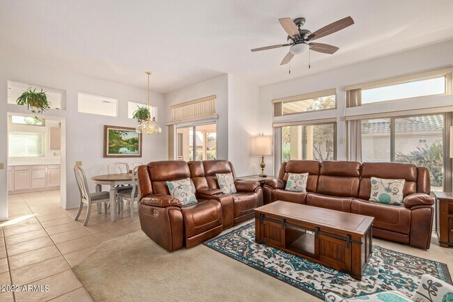 Building Photo - 14113 W Robertson Dr