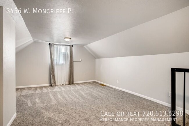 Building Photo - 3456 W Moncrieff Pl