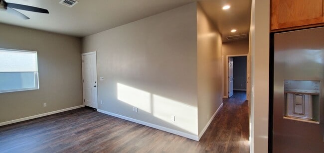 Building Photo - 432 Grand Ave