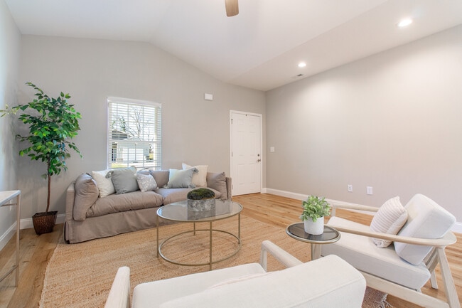 Building Photo - 62 Scout Br