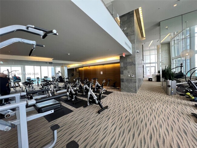 Building Photo - 18201 Collins Ave