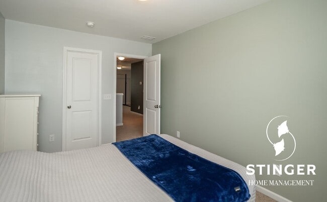 Building Photo - 6 Kiawah Dr