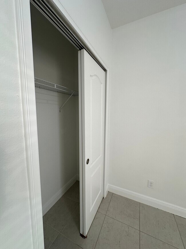 Building Photo - 15479 Sugar Citrus Dr