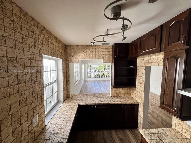 Building Photo - 8926 Dickens Ave