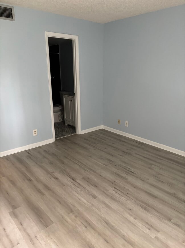 Building Photo - 4983 Sable Pine Cir
