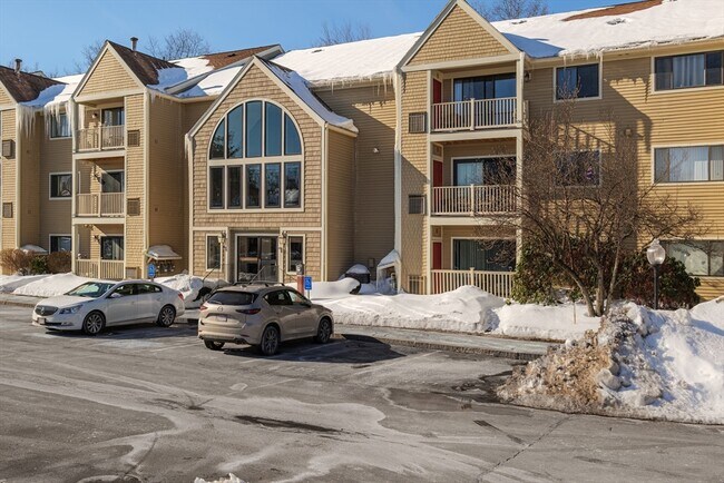 Building Photo - 109 Hunters Run Pl