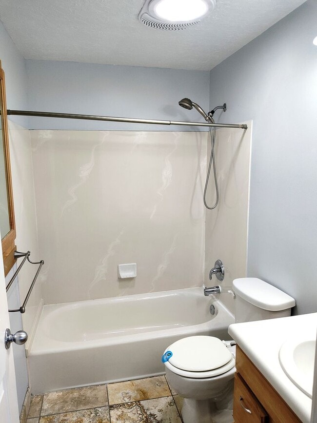 Building Photo - 3 Bd 1 Bath Home Includes Yard Care