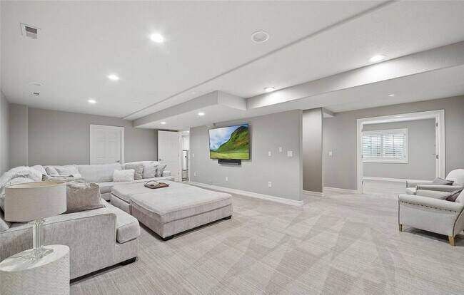 Building Photo - 4443L W Cottonwood Pl