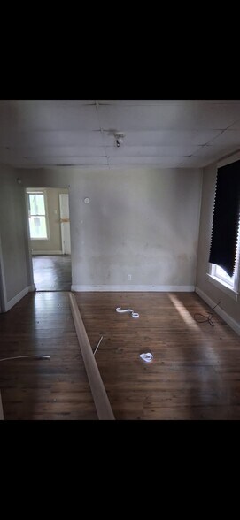 Building Photo - 1610 S Lydia Ave