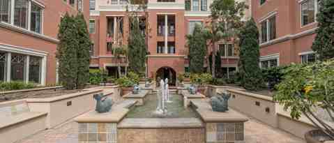 Building Photo - 6241 Crescent Park W