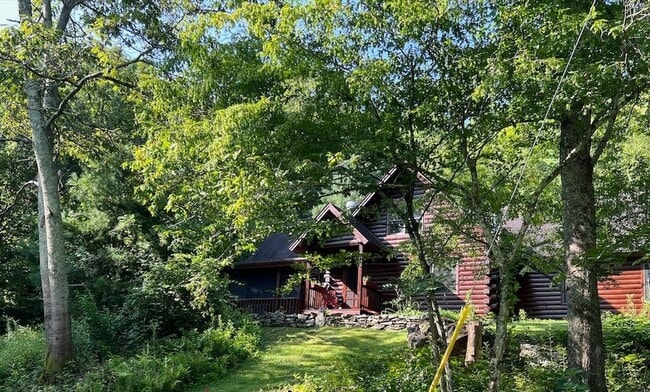 Building Photo - 5451 River Rd