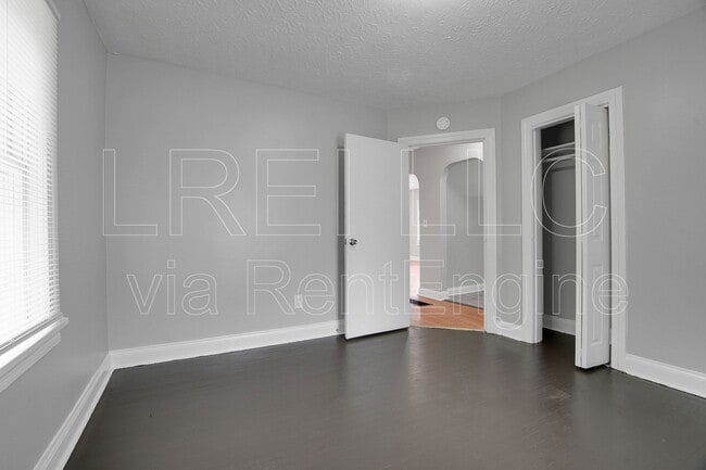 Building Photo - 5415 Distler Ln