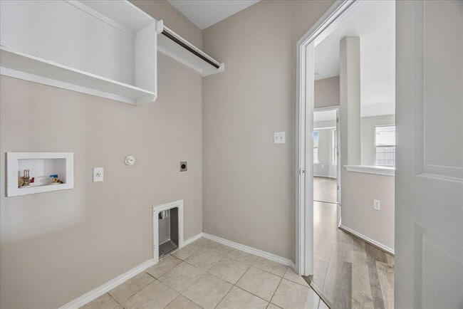 Building Photo - 5505 Bonneville Bend