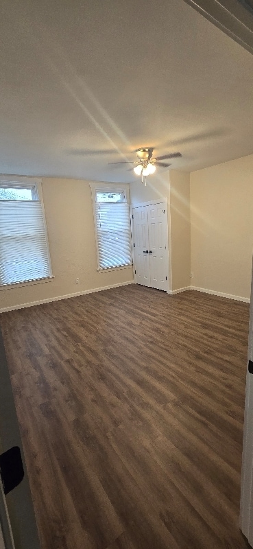 Building Photo - 4344 Decoursey Ave