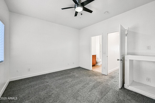 Building Photo - 4608 W Maryland Ave