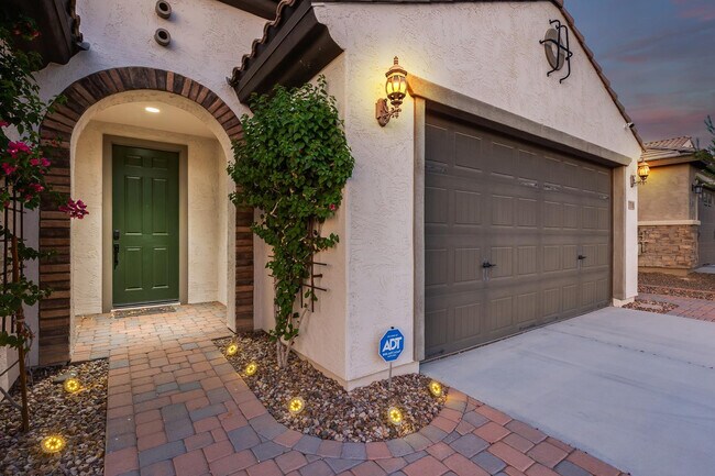 Building Photo - 7308 W Tombstone Trail