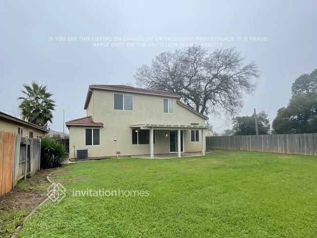 Building Photo - 5747 Grove Ave