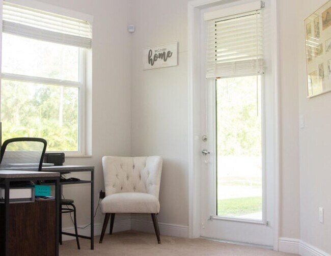 Building Photo - 12601 57th Rd N