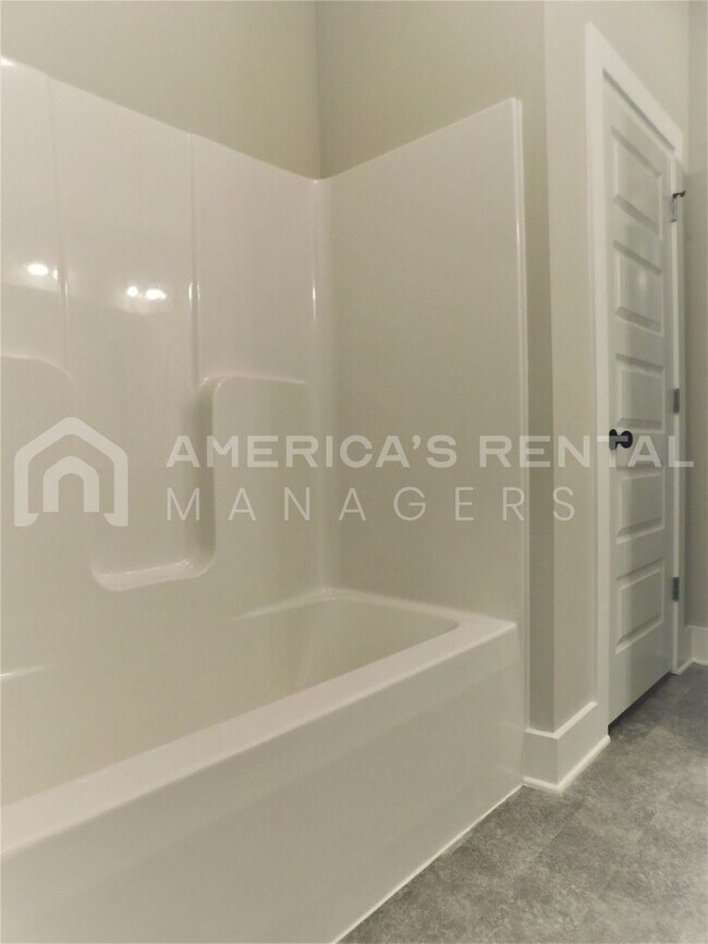Building Photo - 15531 Crimson Rdg Cir