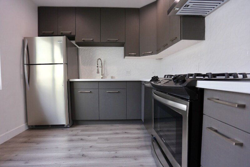 Building Photo - 5427 Carlton Way