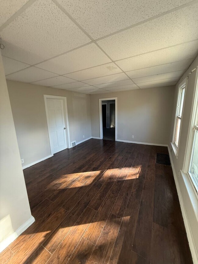 Building Photo - SECTION 8 and EDEN Accepted!! Your Newly R...