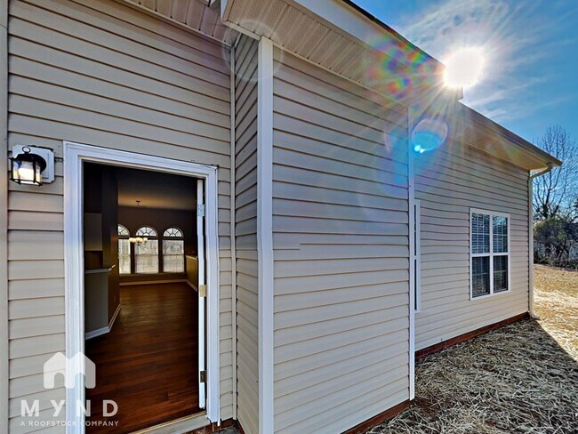 Building Photo - 9611 Worley Dr