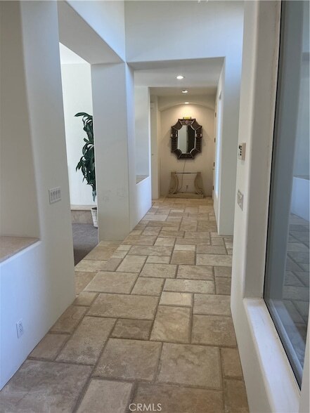 Building Photo - 45540 Cielito Dr