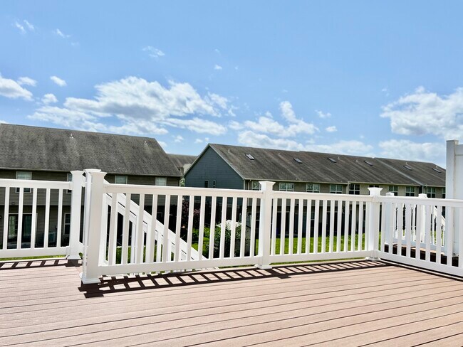 Building Photo - 229 Whitley