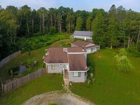 Building Photo - 1909 Nicolet Dr
