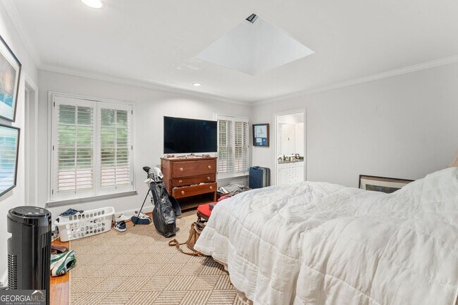 Building Photo - 2986 Mornington Dr NW