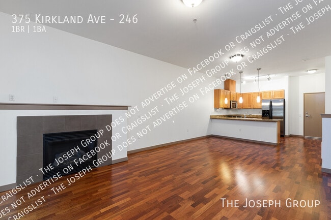 Building Photo - 375 Kirkland Ave